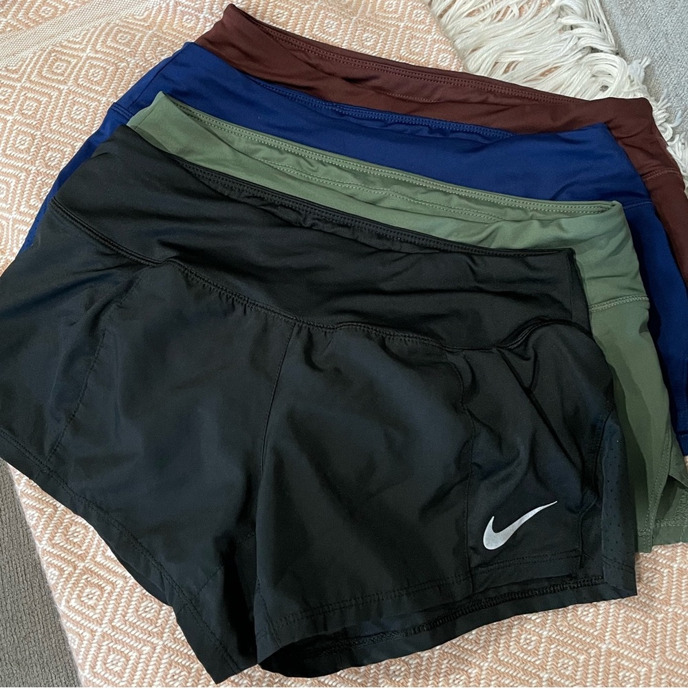 W’s Sz XS Nike Running Short Dri-fit